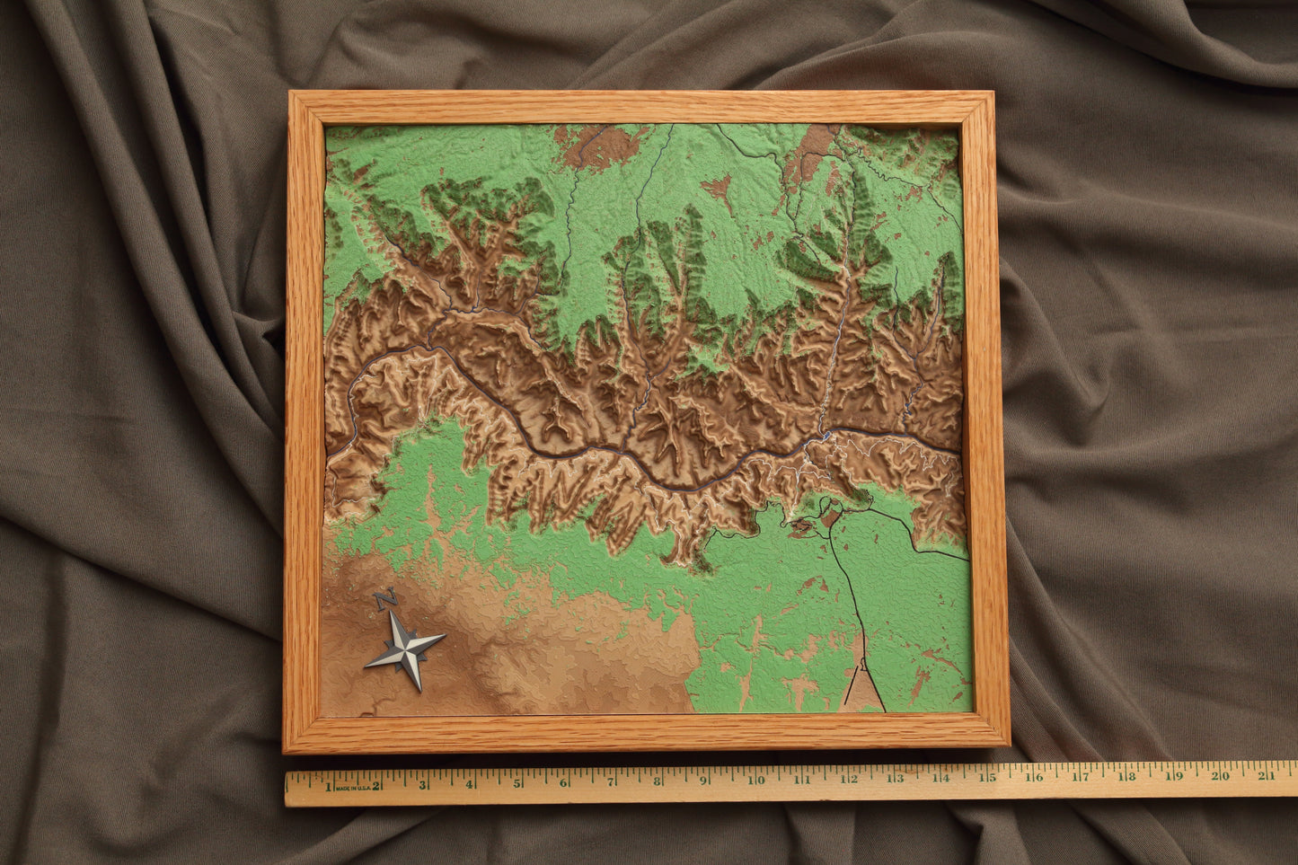 Custom 3D topographical map